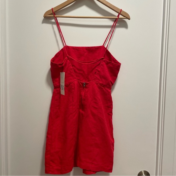 Red linen mini dress - Picture 2 of 3